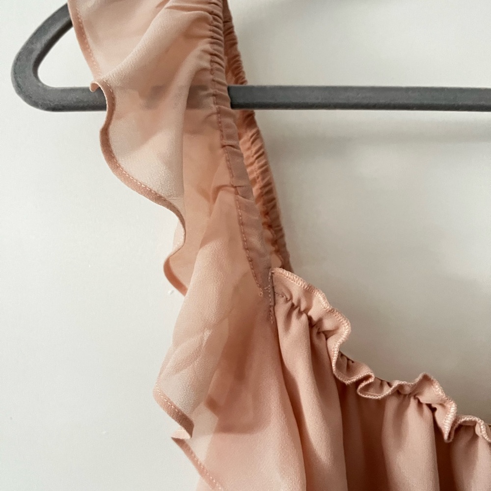 Chic blush pink ruffle shirt